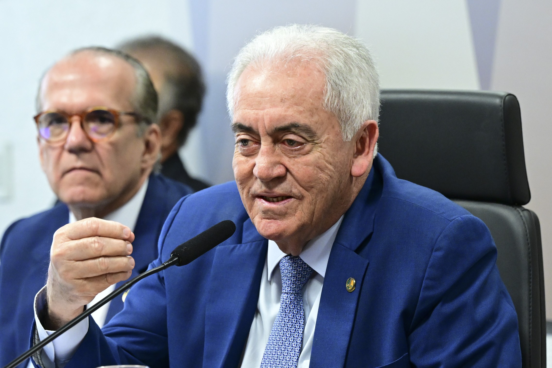 'Se chegar na minha mão, com oito dias eu vou ler a mensagem na CCJ', diz Otto Alencar sobre indicação de Messias ao STF