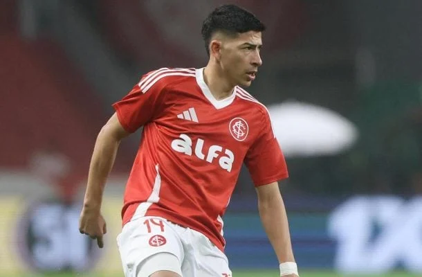 Alan Rodríguez lamenta empate do Inter: ”A vitória precisa ficar em casa”