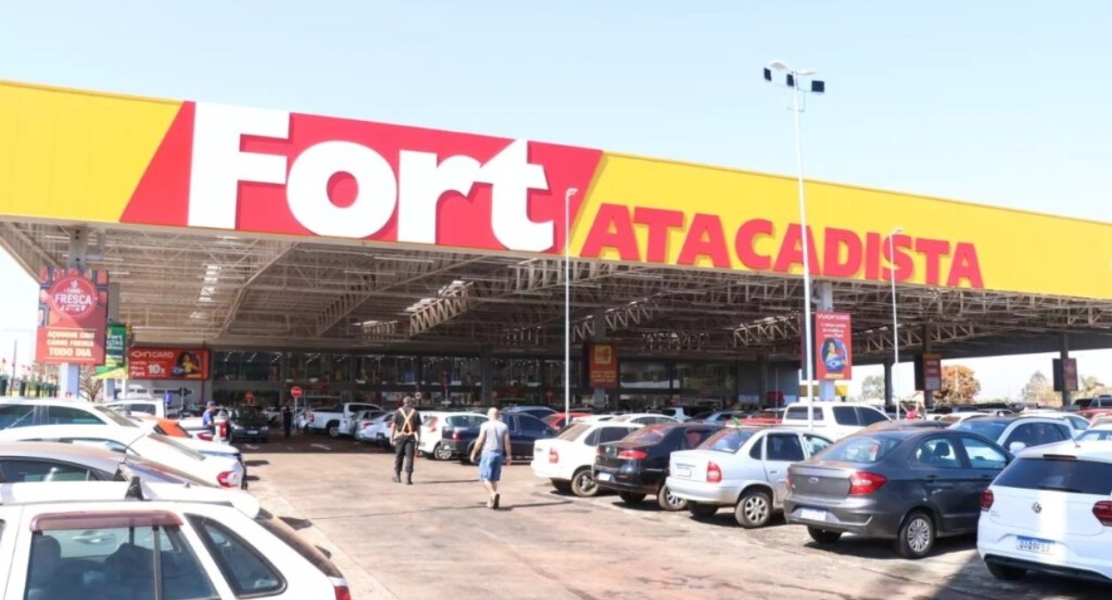 Fort Atacadista compra rede de supermercados e terá mais lojas