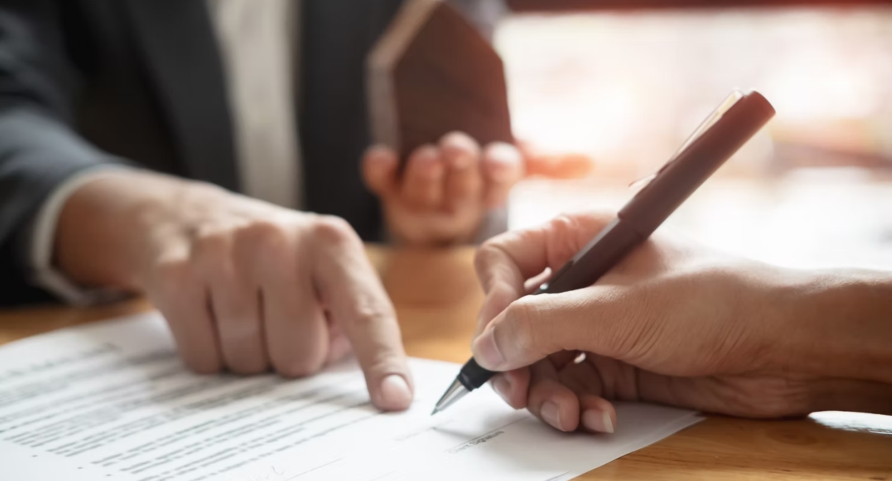 Famoso clube gaúcho gera indenização a jogador após decisão da Justiça