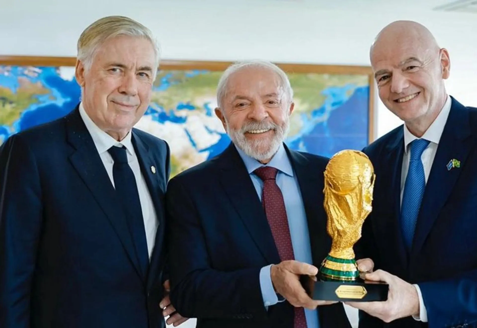 VÍDEO: Lula diz que Ancelotti o perguntou se deveria convocar Neymar para a Copa do Mundo