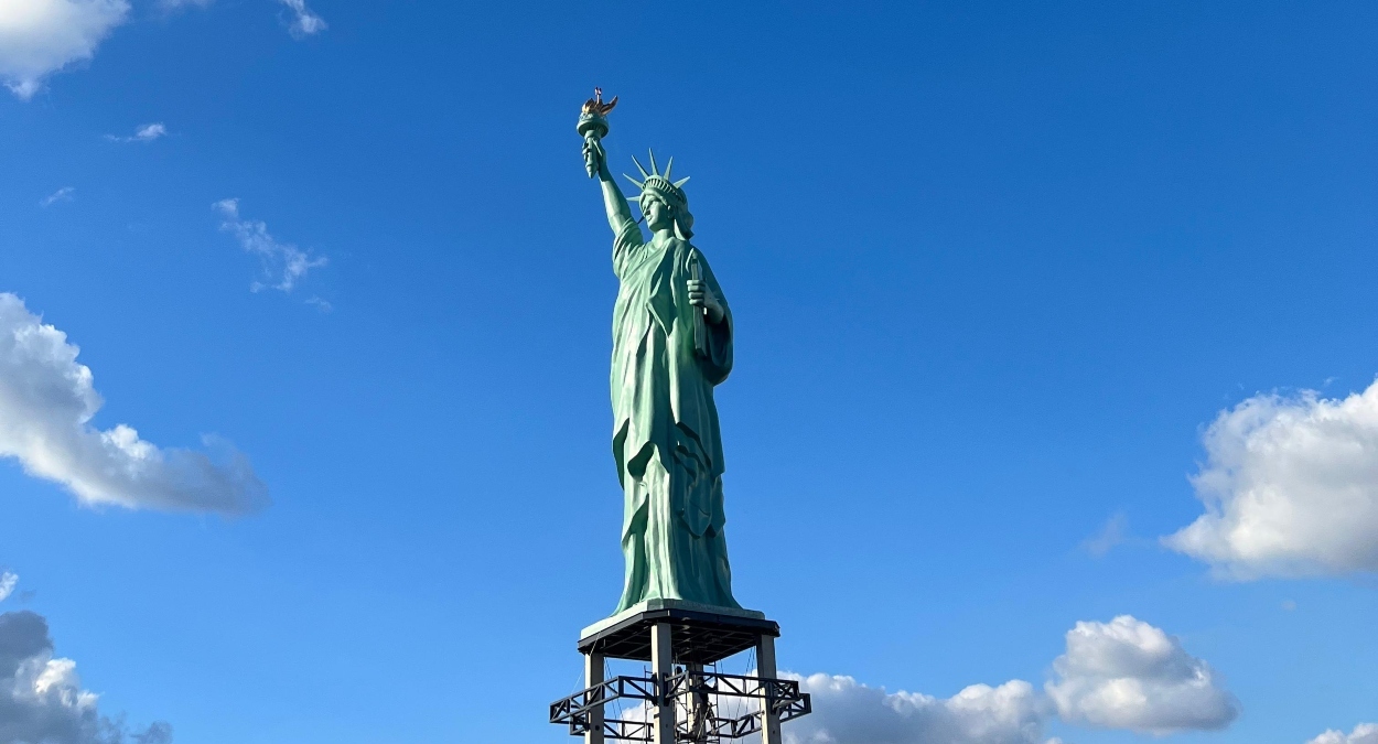 Ministério Público aciona Justiça contra tradicional símbolo da Havan