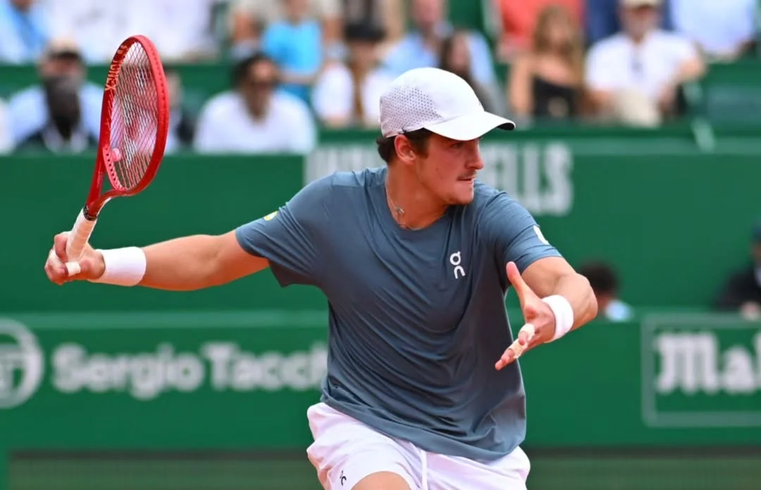 João Fonseca faz jogo duro com Ben Shelton, mas amarga revés e se despede do ATP 500 de Munique