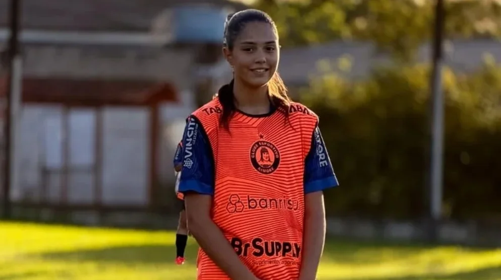 Antônia, do Aimoré, recebe oportunidade de realizar testes na Ferroviária