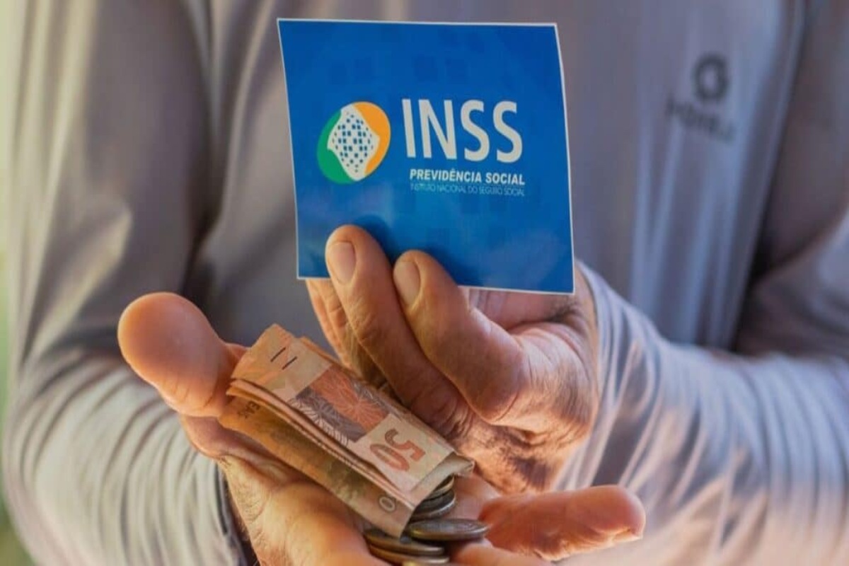 INSS começa a notificar aposentados e falta de atualização pode colocar pagamento em risco em 2026
