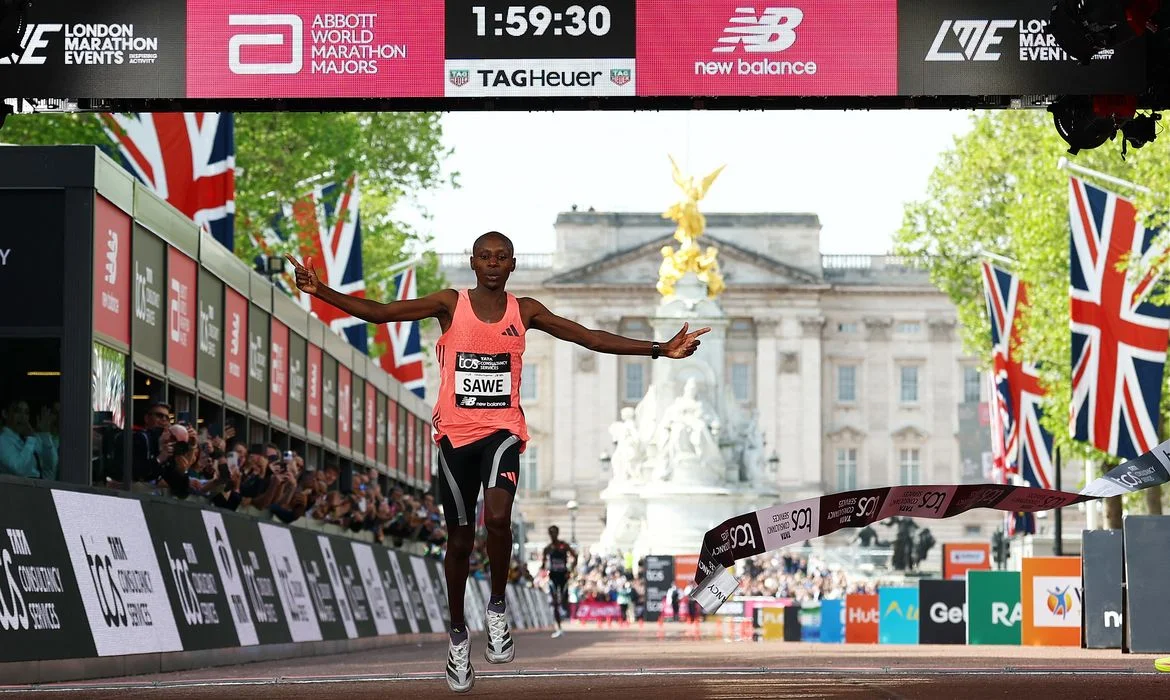 Queniano registra marca histórica na Maratona de Londres