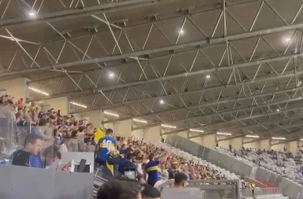 Torcedor do Boca é detido no Mineirão por ato racista contra cruzeirenses