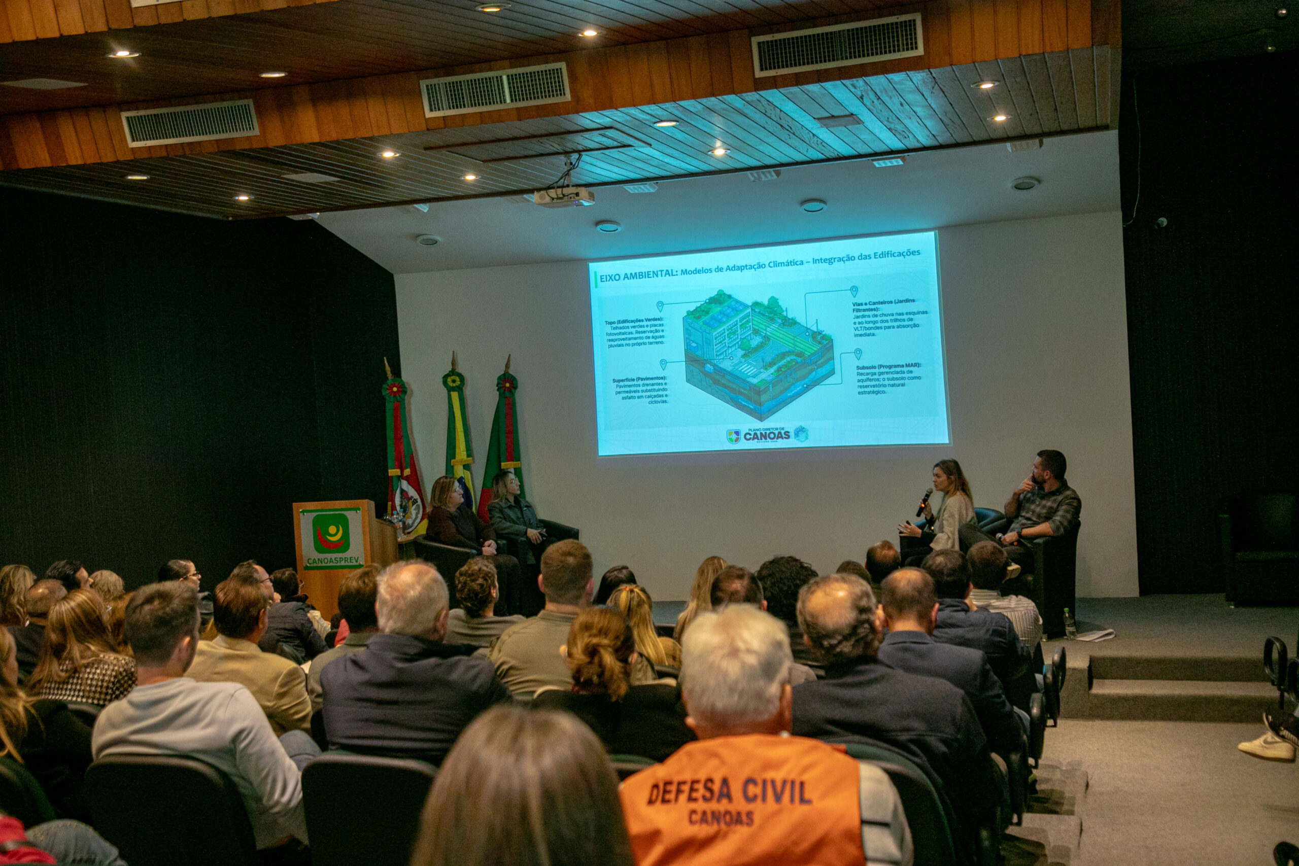 Canoas apresenta diagnósticos e diretrizes na primeira mesa temática para revisão do Plano Diretor