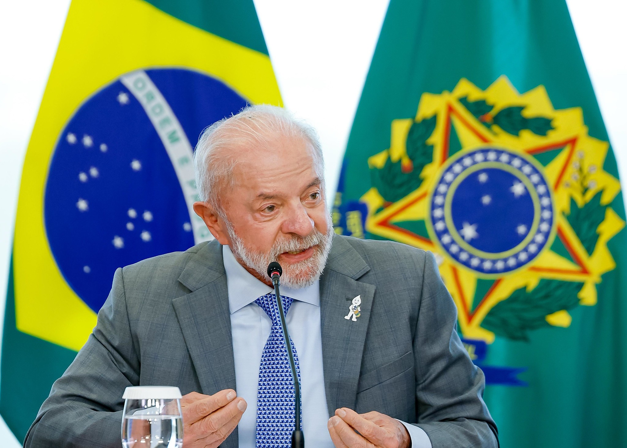 'Caso dele é de polícia', diz Lula sobre conversas entre Flávio Bolsonaro e Daniel Vorcaro