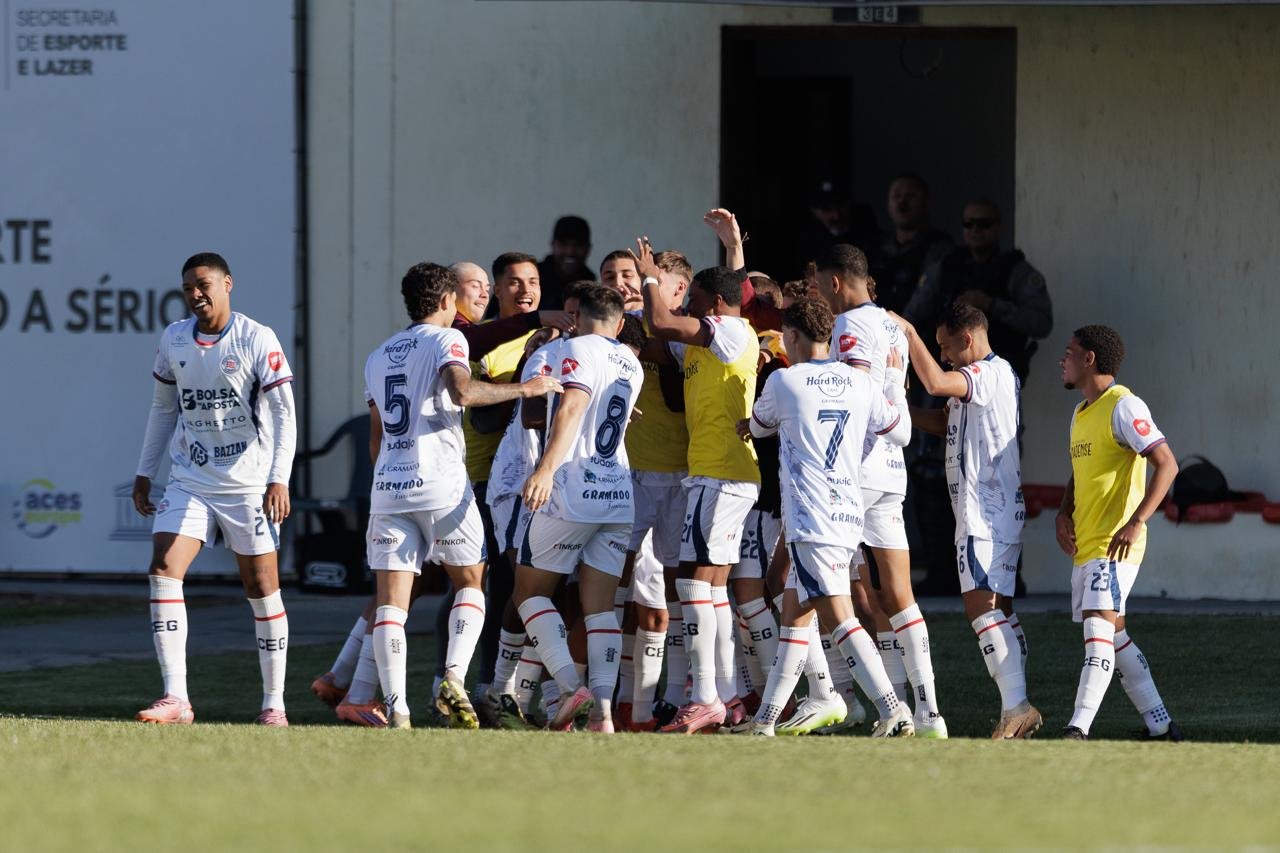 Trem da Serra sofre virada e perde na estreia da Copa FGF