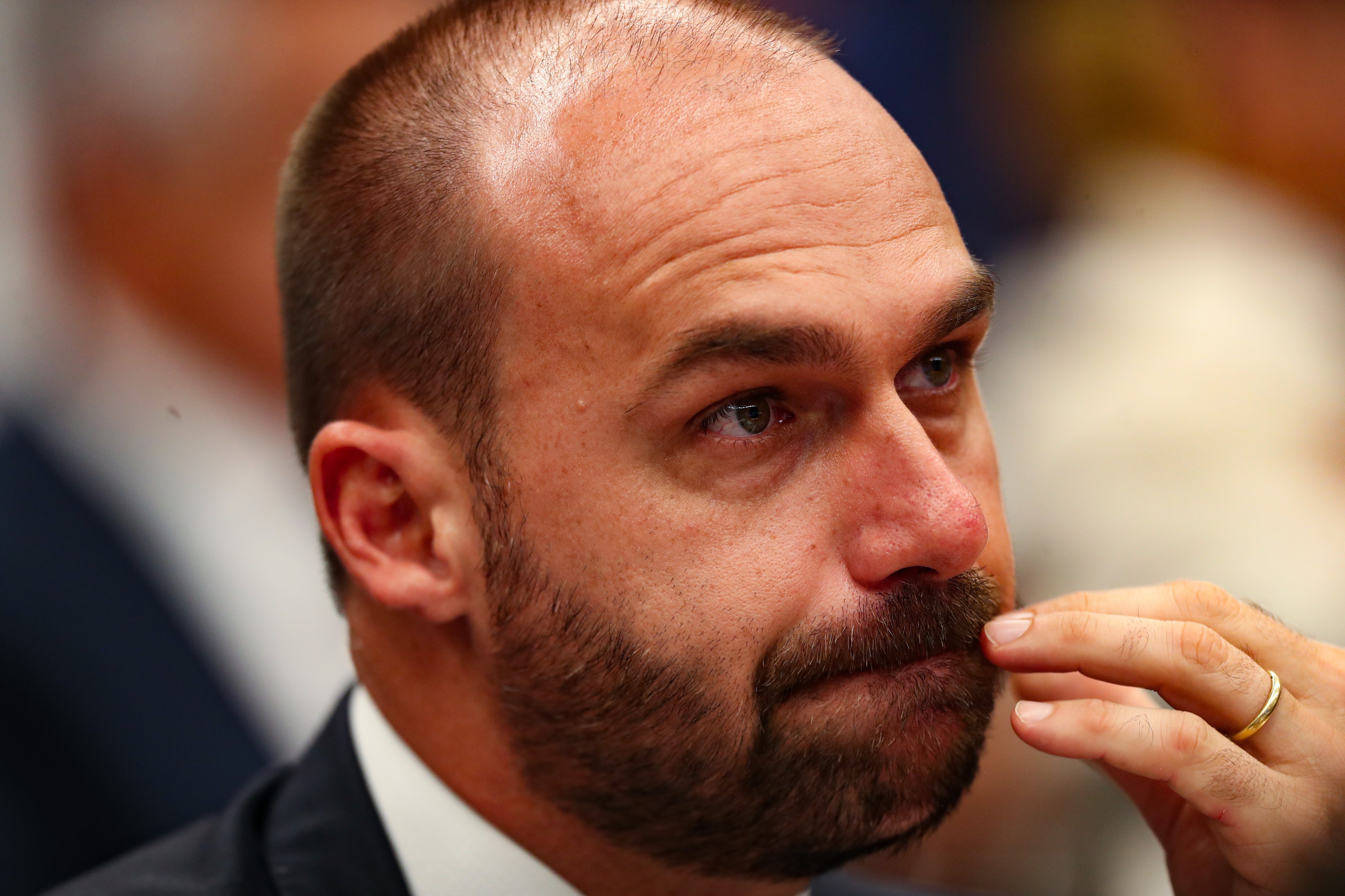 Eduardo Bolsonaro atuou como produtor de filme que recebeu dinheiro de Vorcaro; função incluía captação de recursos, diz site