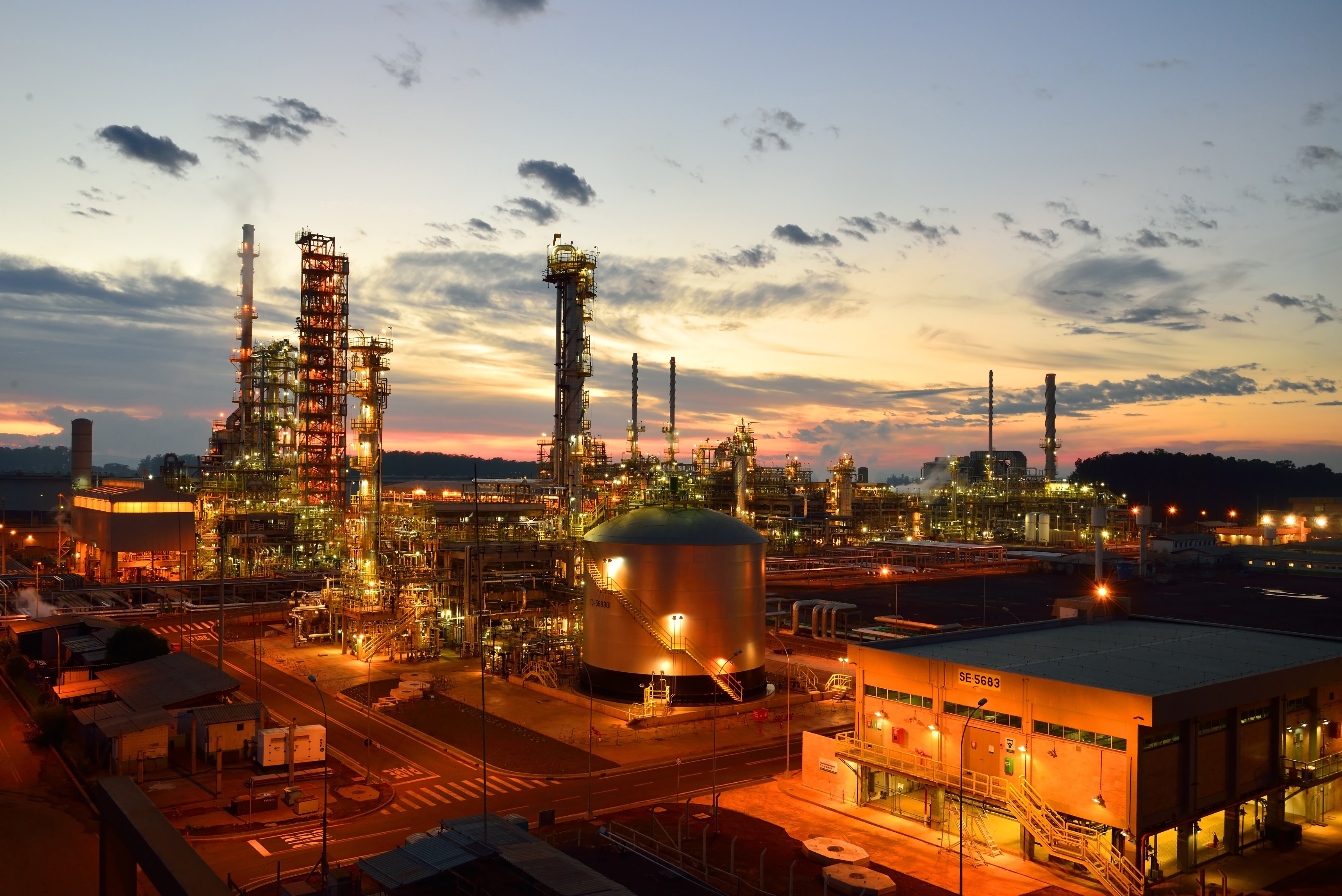 Petrobras prevê R$ 17,6 bilhões para a Replan e anuncia produção de combustível de aviação em 2026