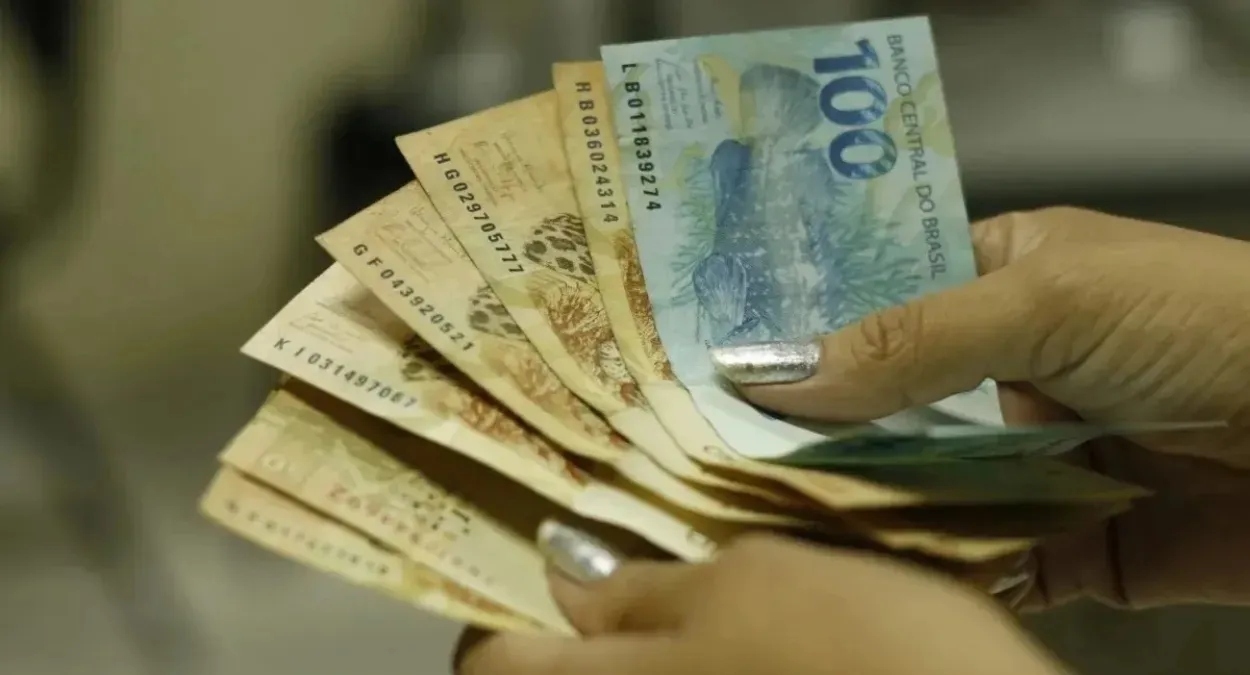 Fim do desconto de 6% no salário pode virar realidade ainda em 2026 e animar trabalhadores