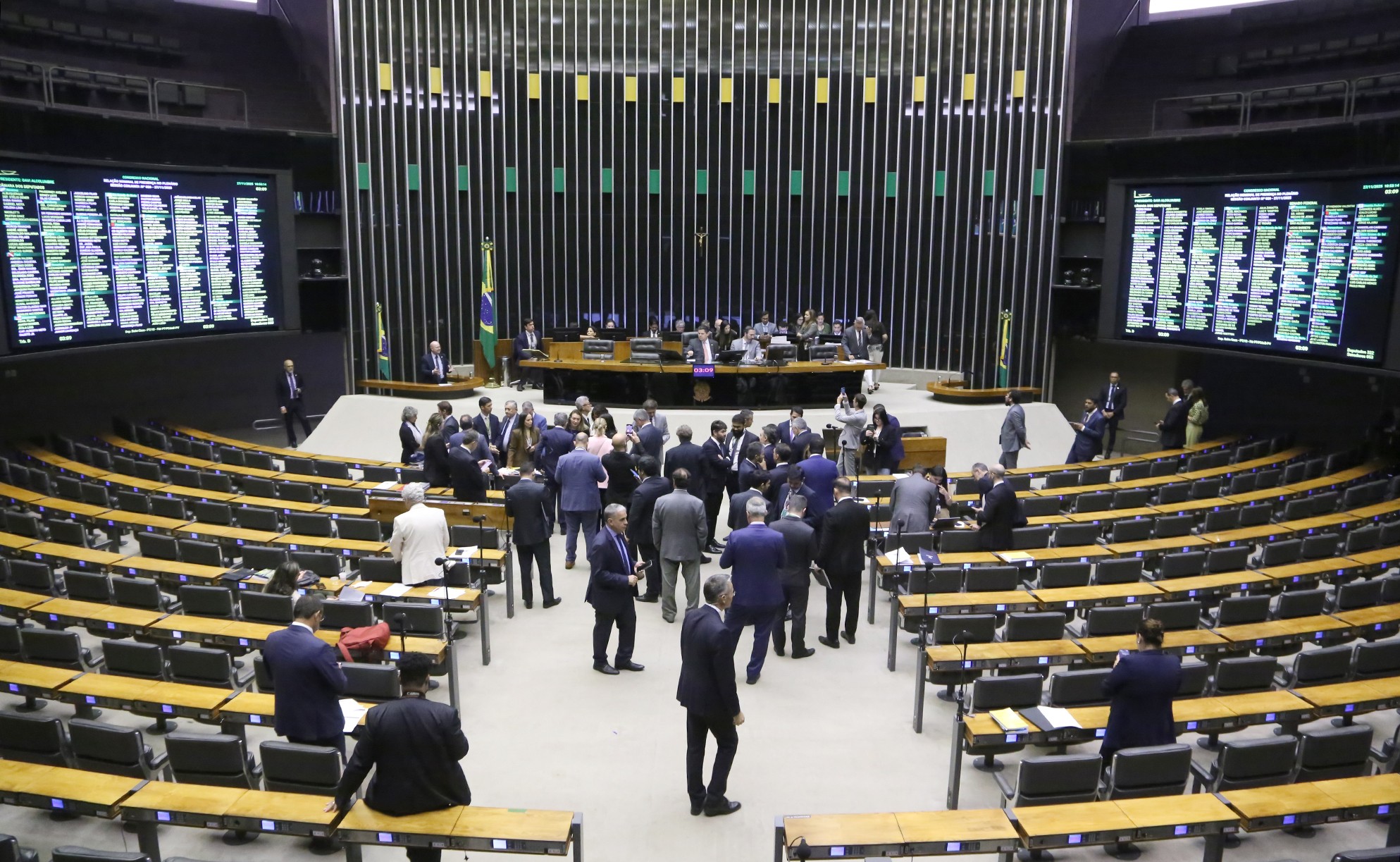 Quaest: 52% são contra redução de penas a envolvidos no 8 de Janeiro