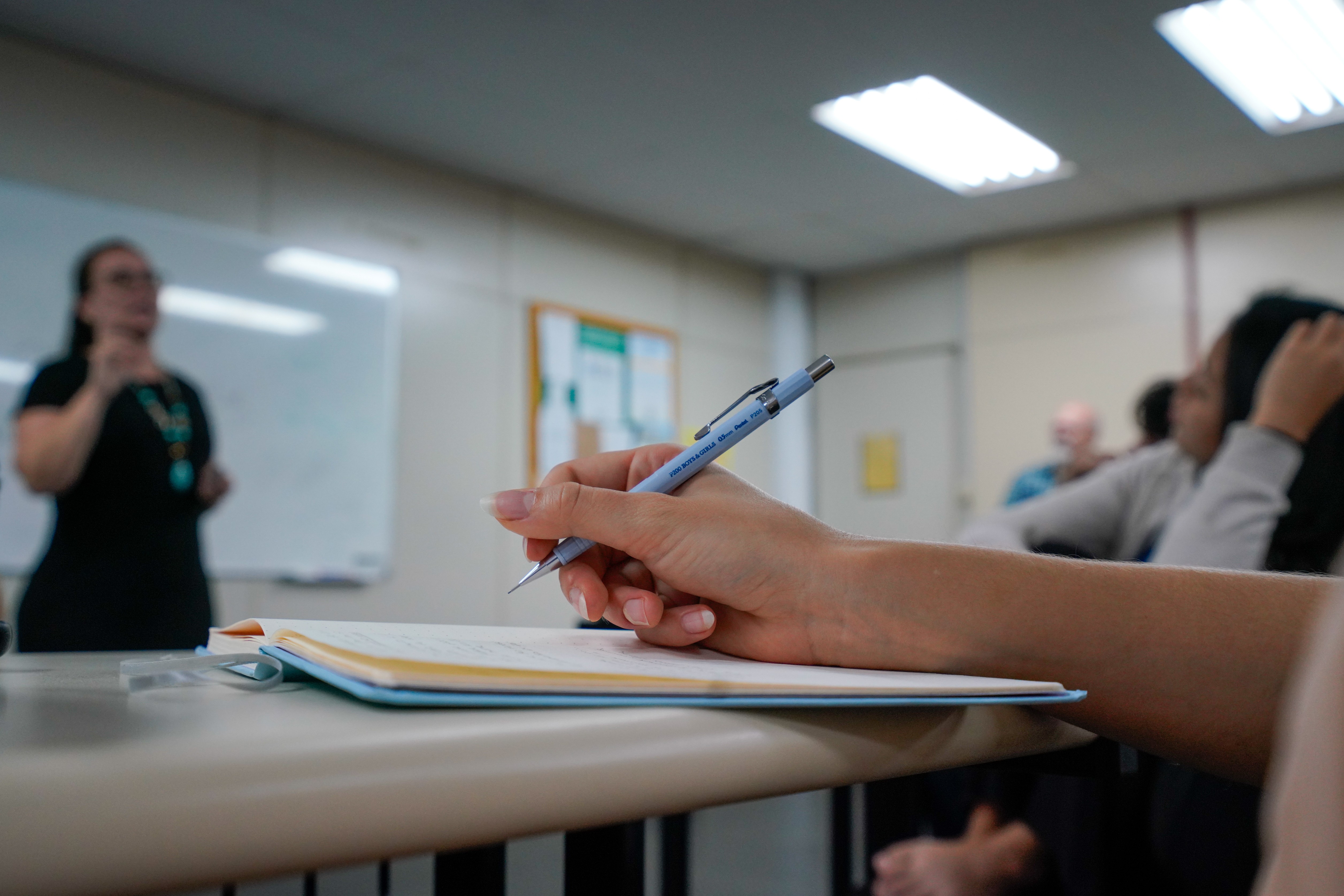 Entrada no ensino médio prejudica bem-estar dos alunos por mais de dois anos, mostra estudo