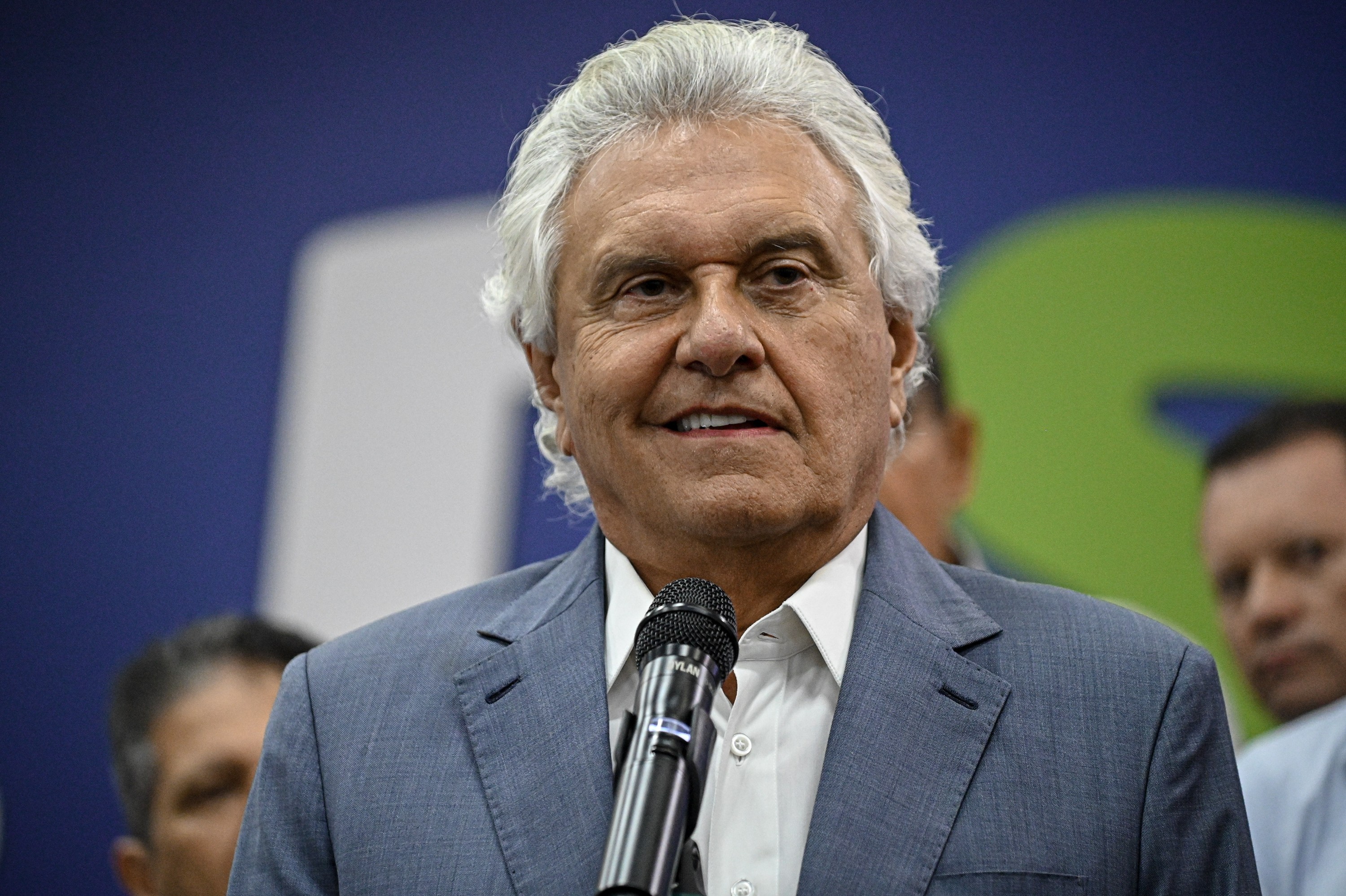 Caiado volta a cobrar explicações de Flávio sobre Vorcaro e diz que país precisa de presidente com 'independência intelectual'
