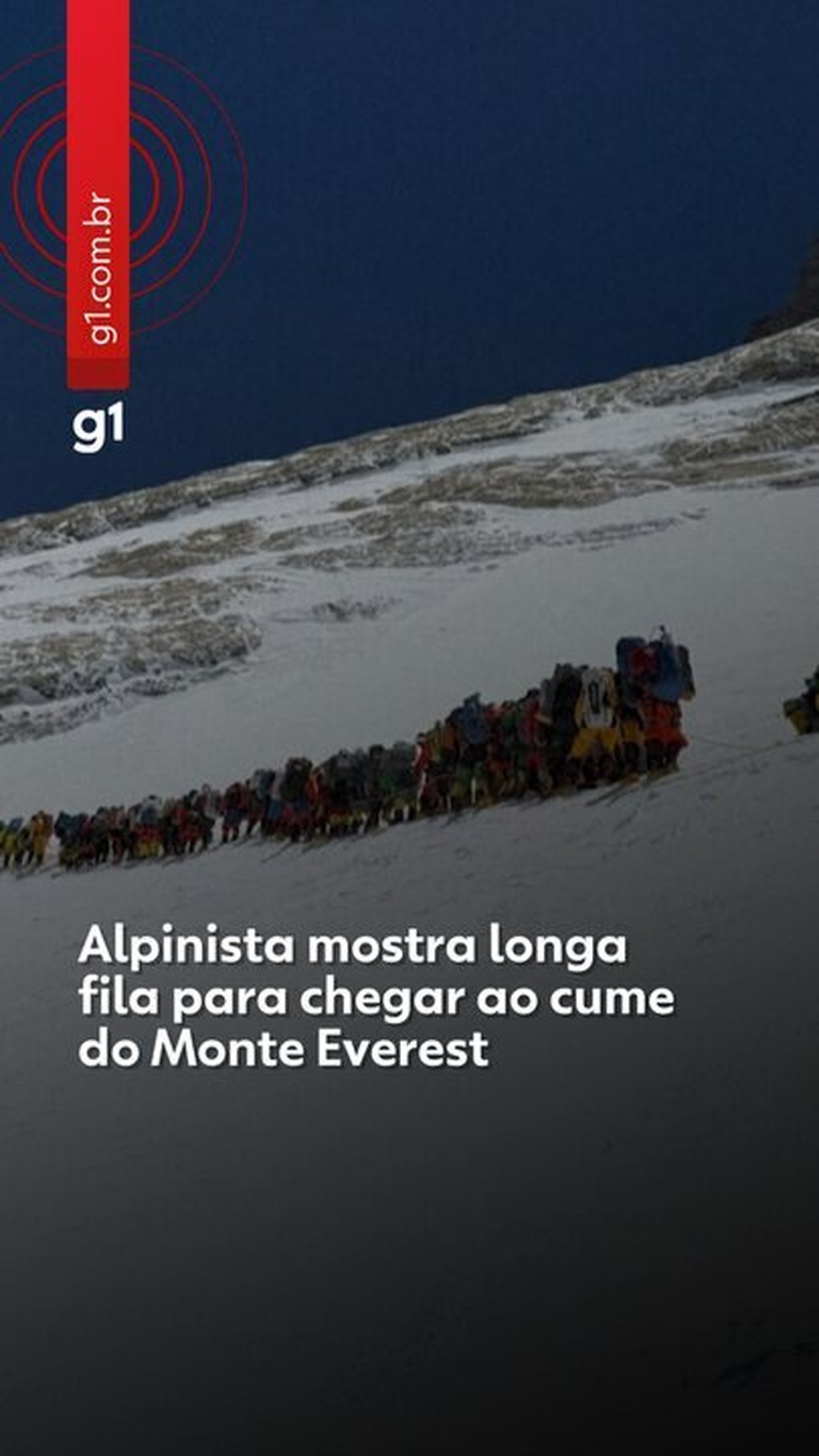 VÍDEO: alpinista registra longa fila para chegar ao cume do Monte Everest