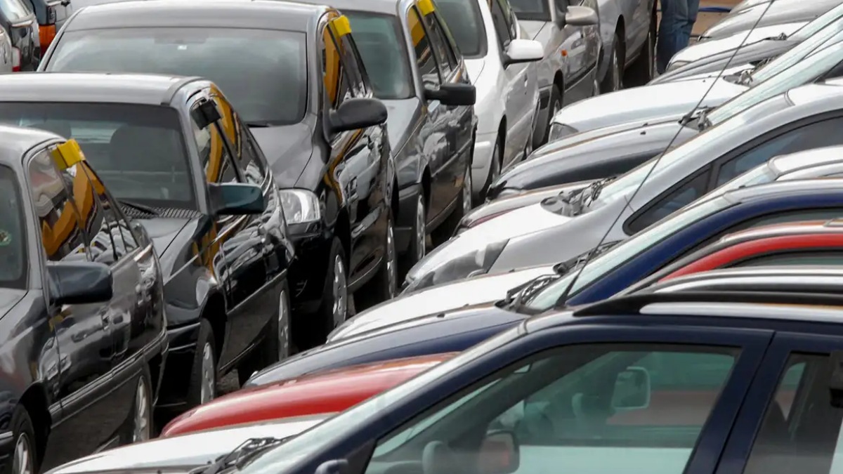 Tenho nome sujo, posso financiar carro pelo Move Brasil? Veja resposta
