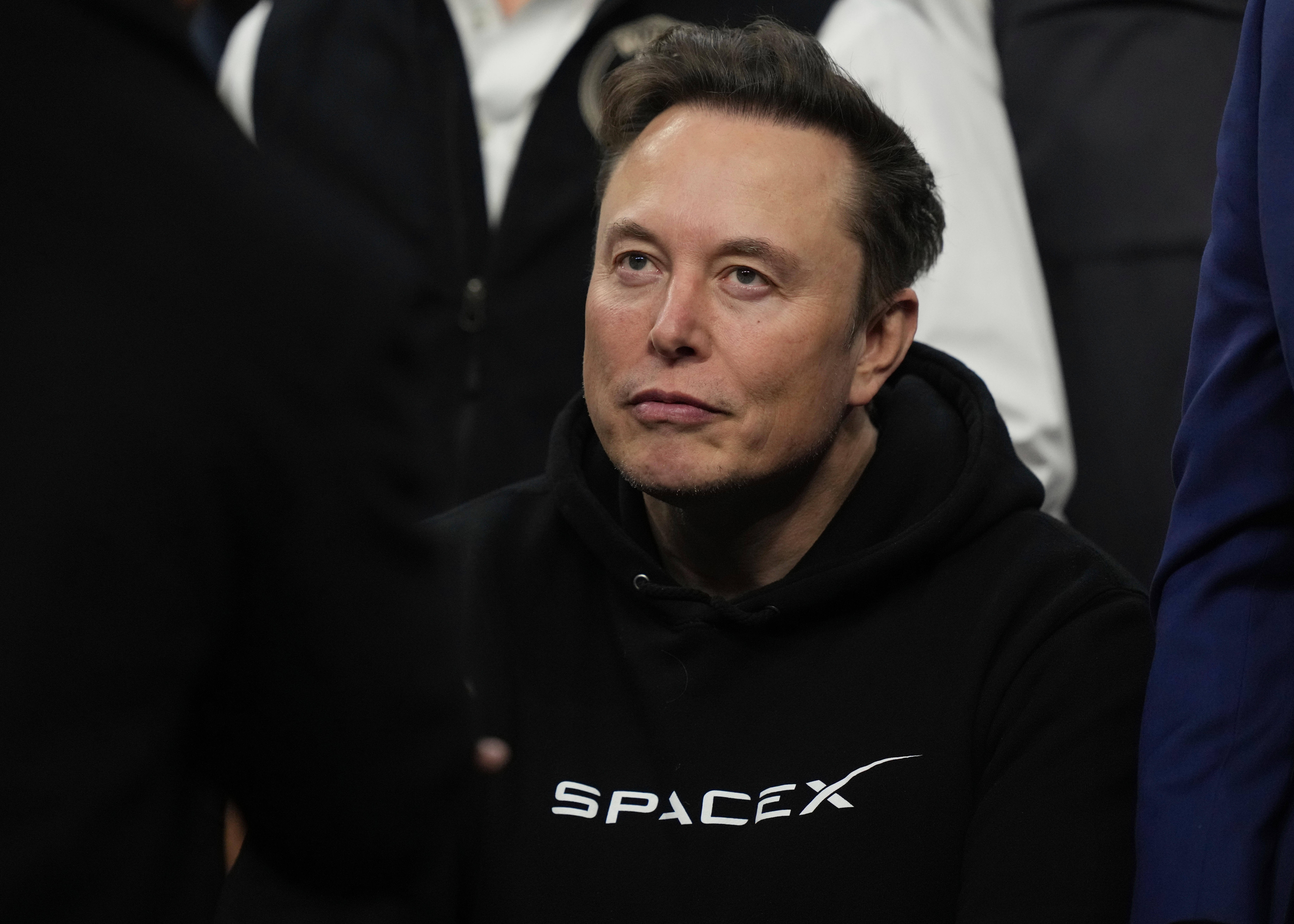 Elon Musk só receberá bônus da SpaceX se conseguir colonizar Marte