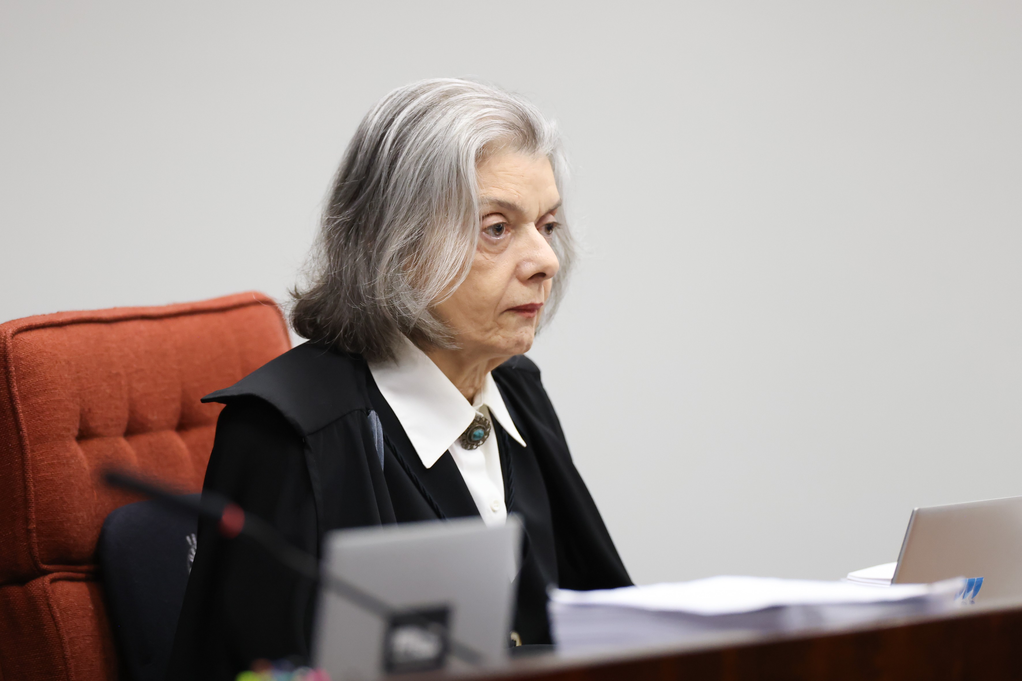 Cármen Lúcia vota para derrubar mudanças na Lei da Ficha Limpa que reduzem tempo de inelegibilidade
