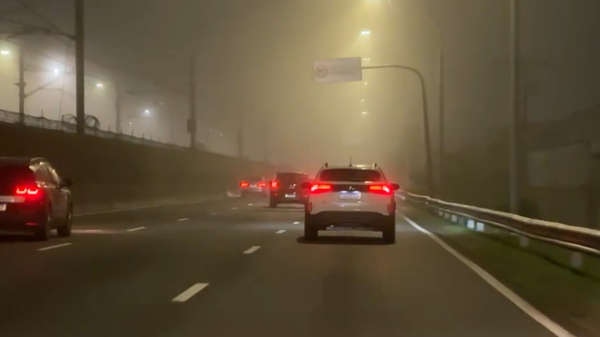 Forte neblina prejudica visibilidade em rodovias no feriado de Corpus Christi