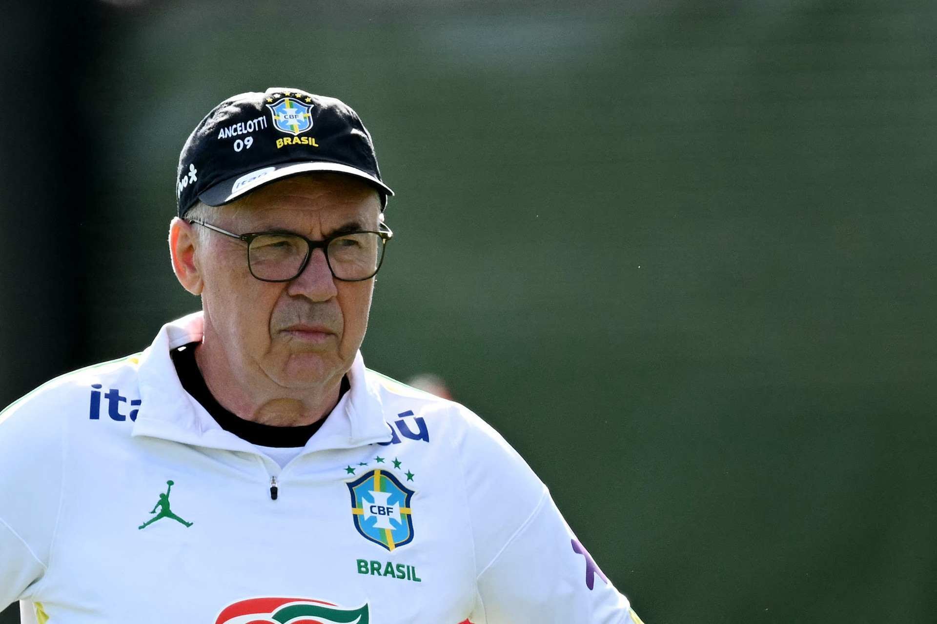 Ancelotti confirma fim do ciclo de Neymar na seleção e admite erros na Copa: “Ideia é renovar”