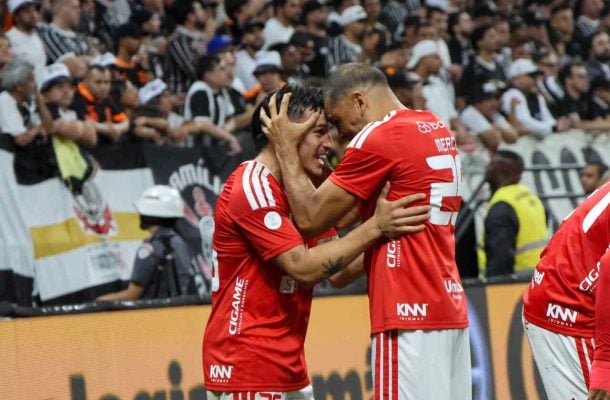 Bernabei garante “sono tranquilo” com gol da vaga do Internacional