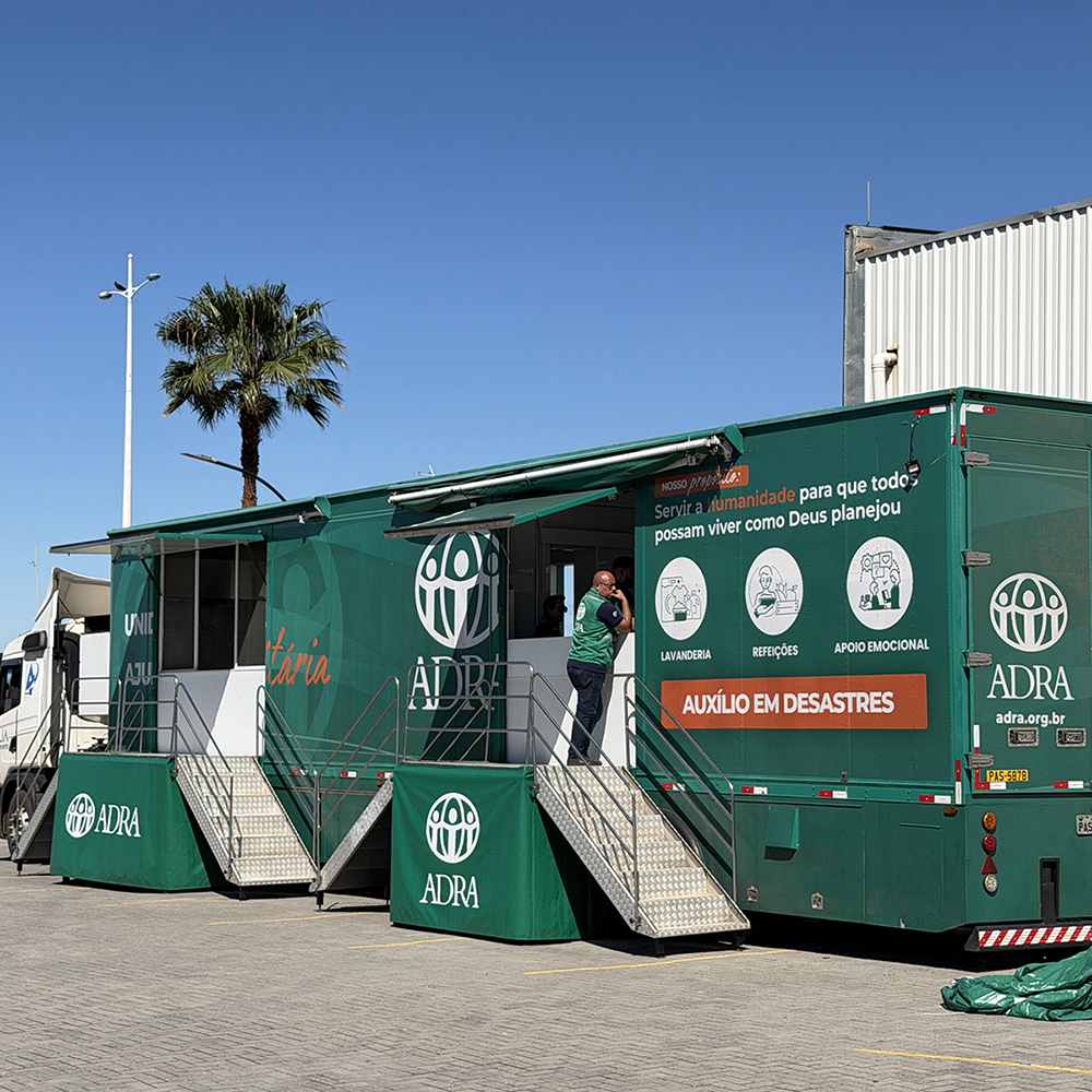 Carreta Solidária da ADRA capacita voluntários para atuar em desastres em Santa Catarina