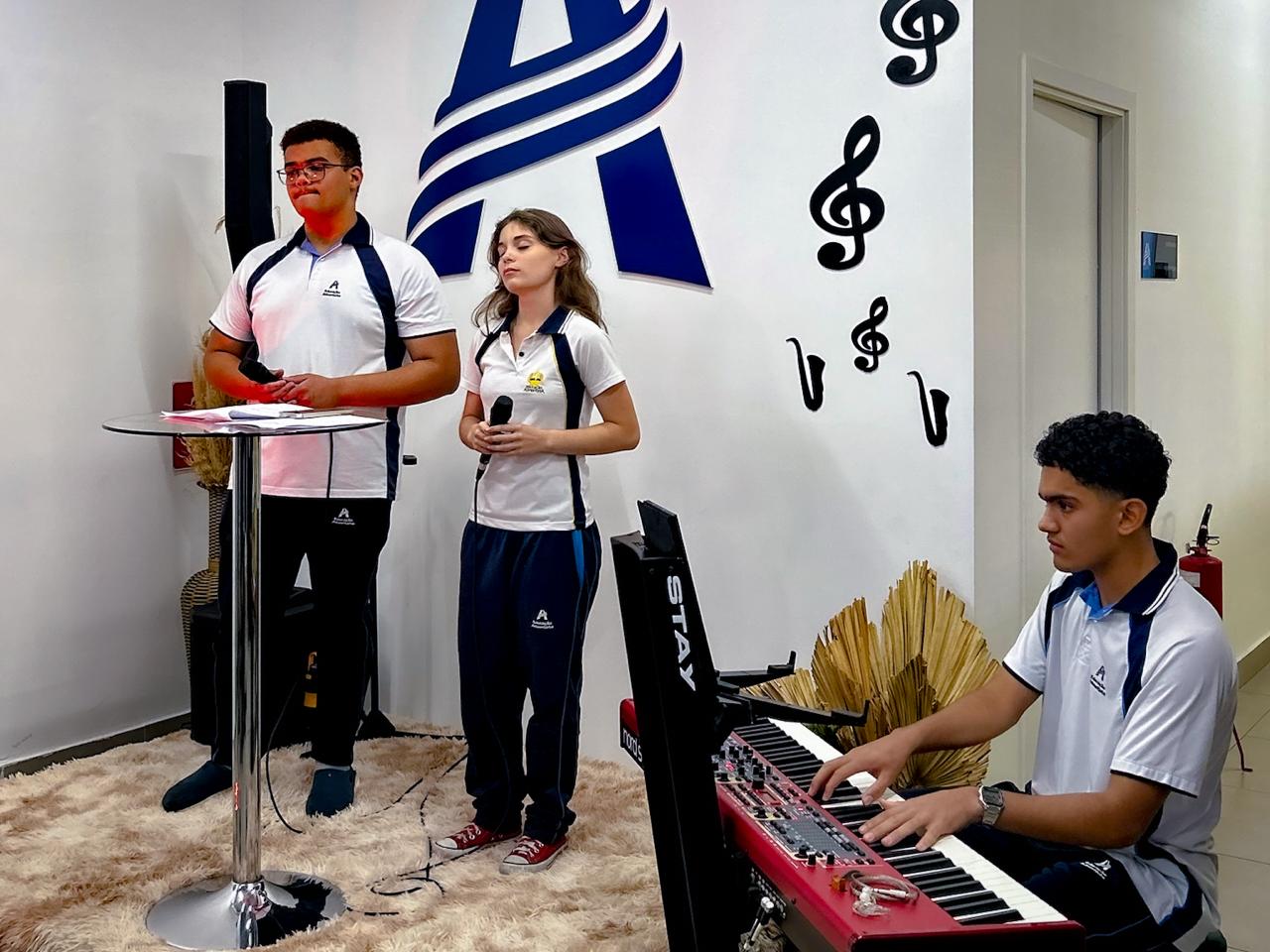 Colégio Adventista do Buritis entrega sala de música aos alunos