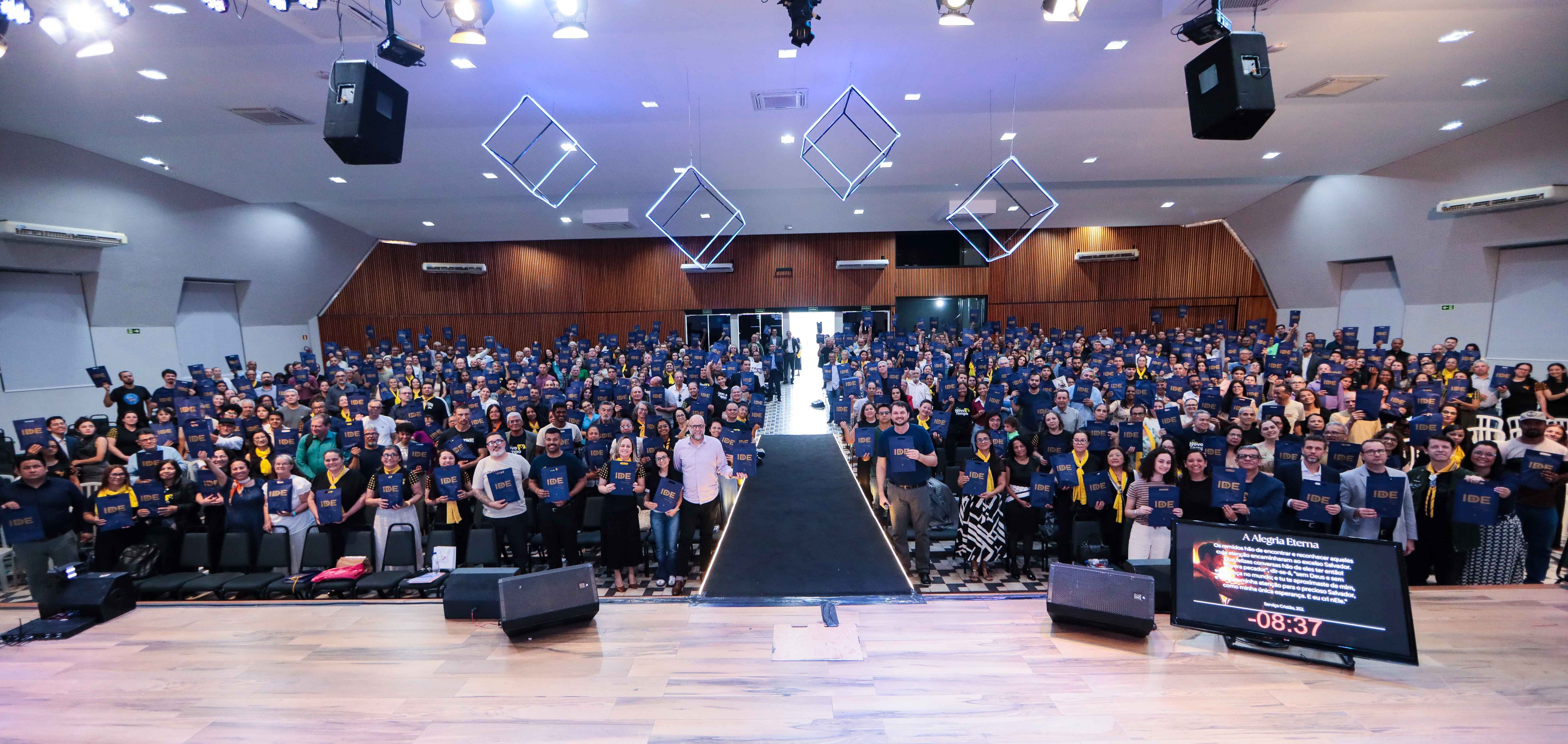 Congresso Missionário “IDE” mobiliza mais de 700 líderes no norte do PR