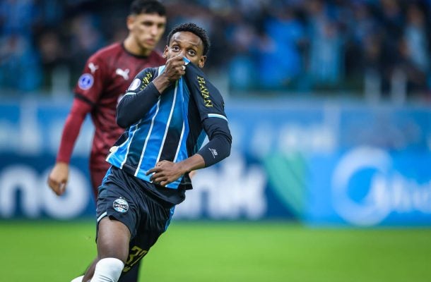 Gabriel Mec, do Grêmio, fecha com o Porto; veja o que se sabe