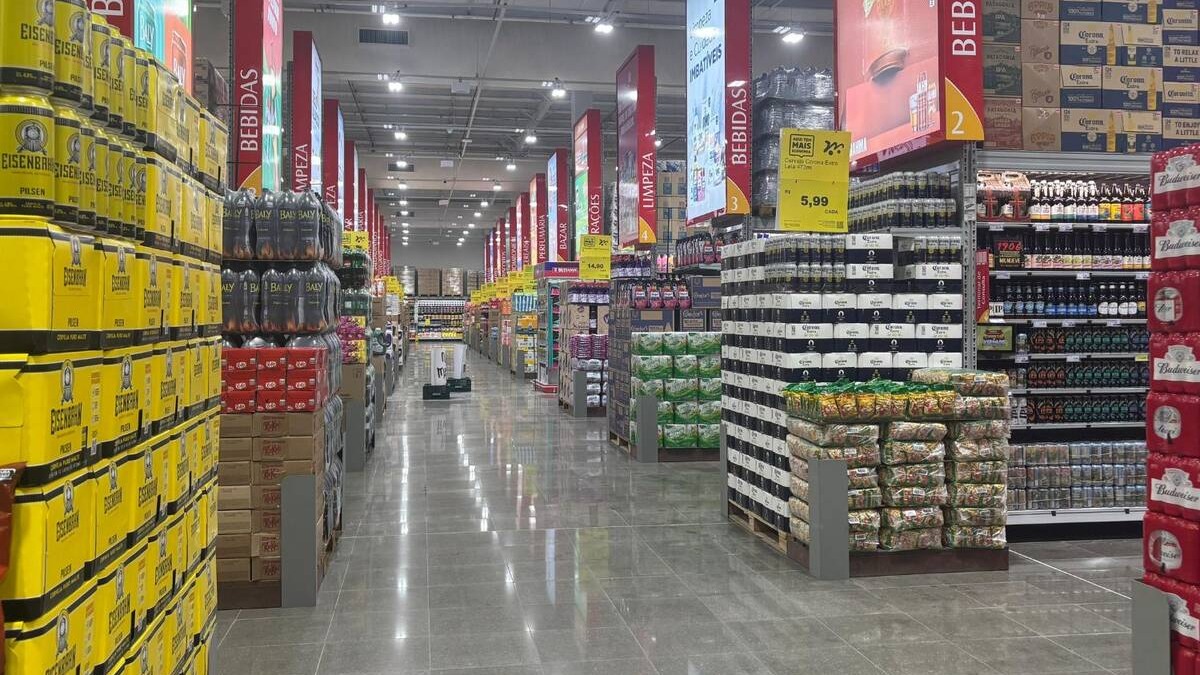 Gigante gaúcha marca data de inauguração de atacado em prédio que era do Carrefour