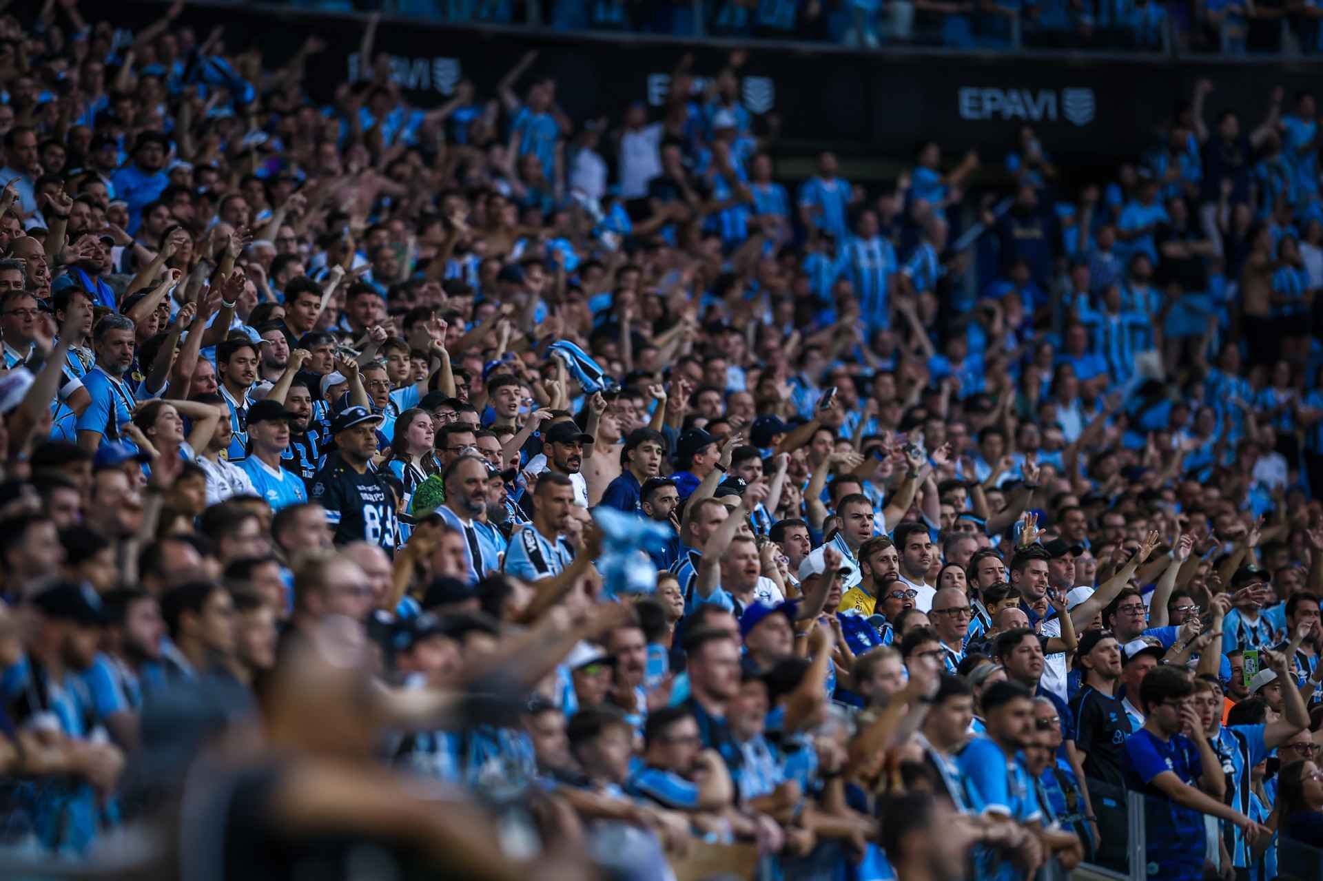 Grêmio reúne líderes do elenco com torcedores na Arena