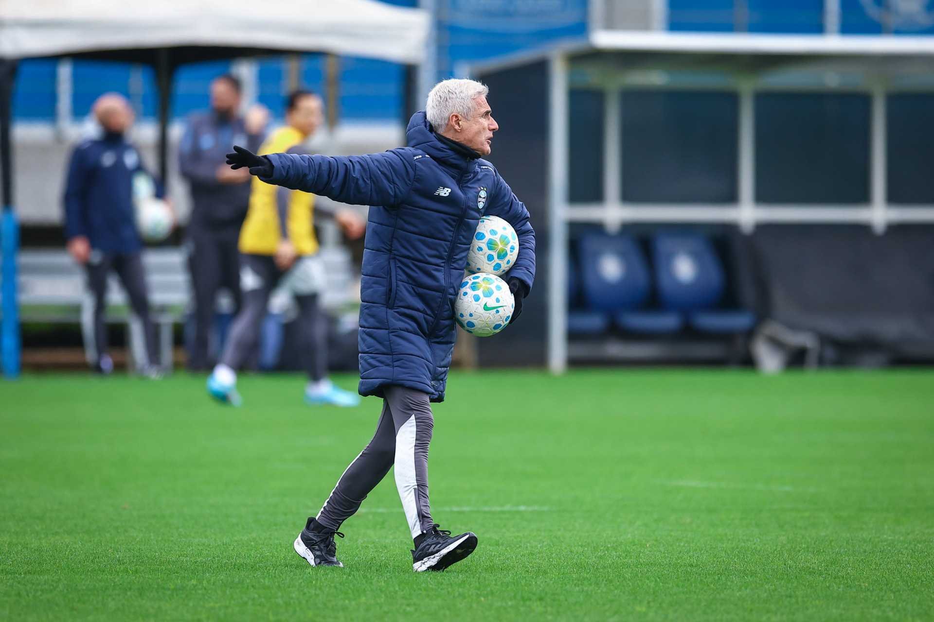 Grêmio tenta primeira vitória fora de casa no Brasileirão contra o Bragantino