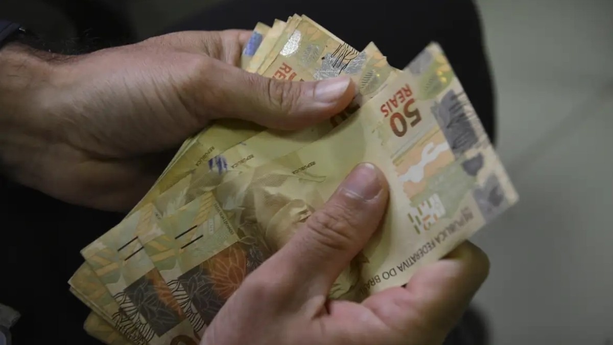 Projeto prevê pagamento em dobro do INSS quando benefício for negado de forma indevida