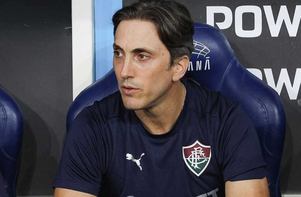 Torcida do Fluminense vibra com saída de Zubeldía e pede Renato Gaúcho
