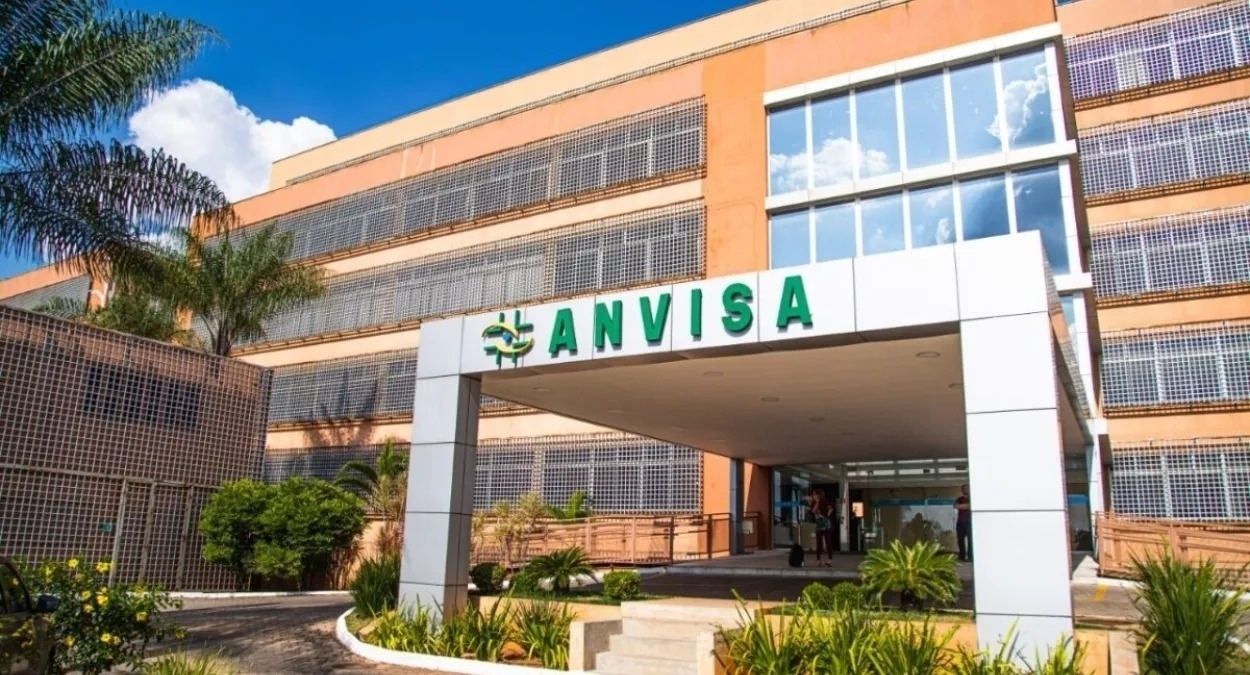 Anvisa proíbe bebida proteica famosa e manda recolher todos os lotes; veja os sabores