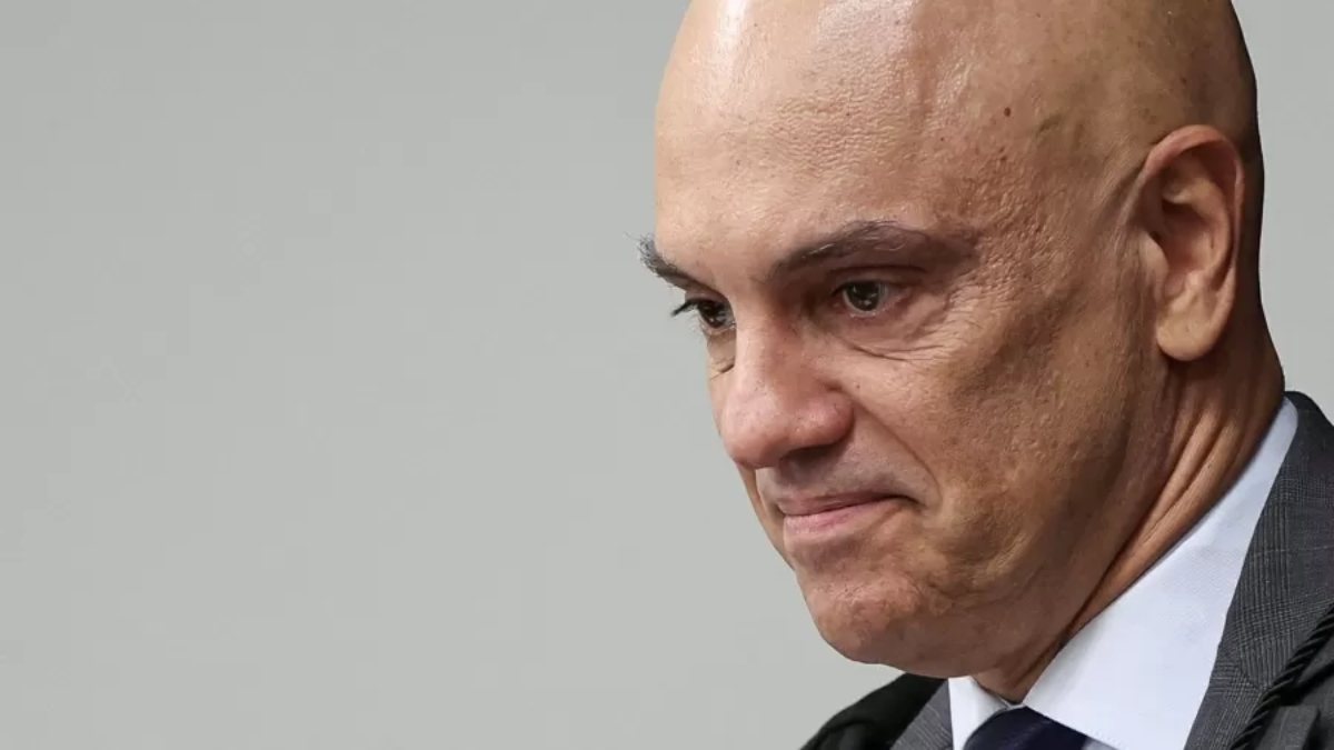 Após vazamentos de conversas com Vorcaro, senadores pedem impeachment de Alexandre de Moraes; Entenda o que pode realmente acontecer