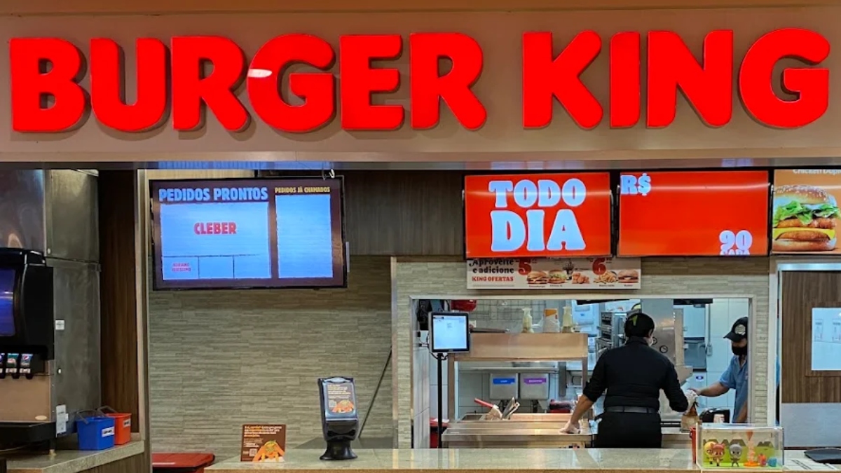 Burger King é condenado após funcionária ser humilhada por não caber no uniforme e ouvir que deveria emagrecer