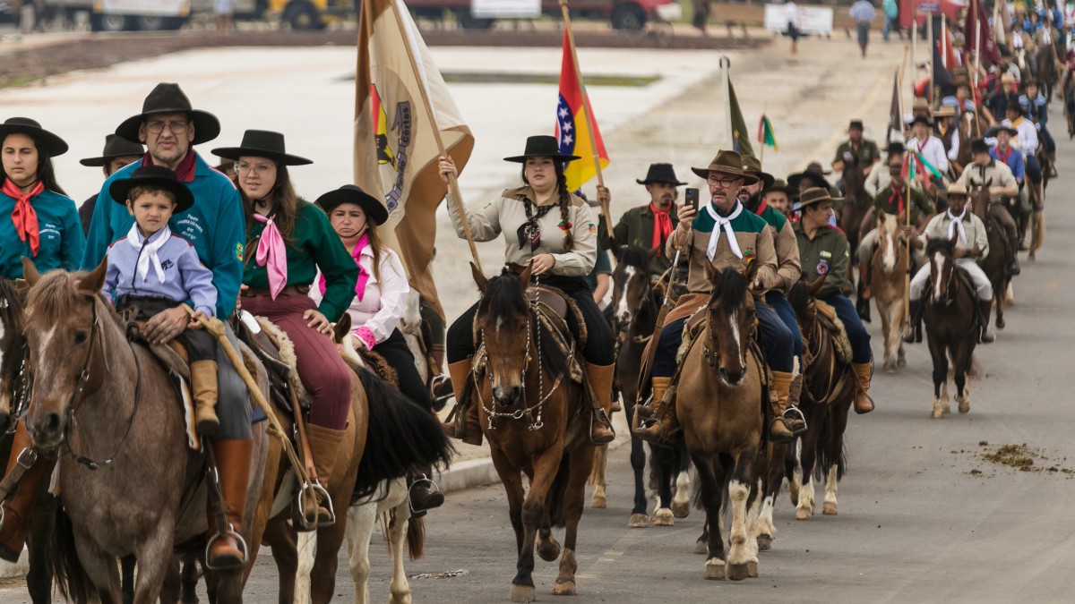 Desfile Farroupilha acontece no próximo domingo em Canoas; saiba trajeto