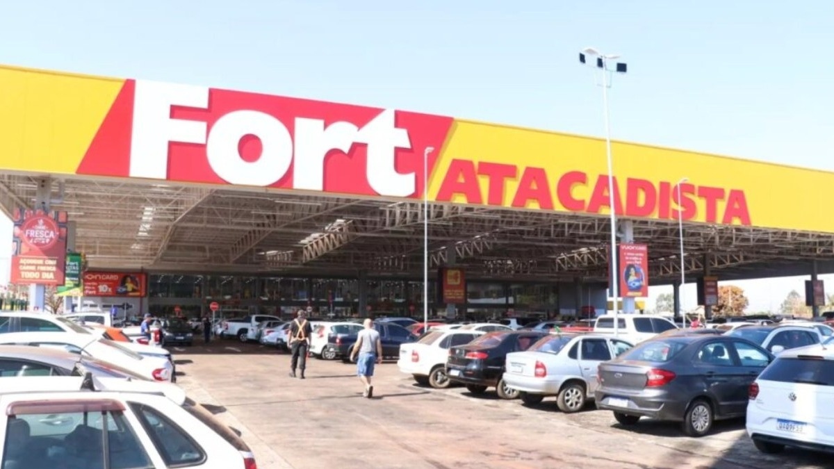 Fort Atacadista compra redes de supermercados para ter mais lojas e funcionários