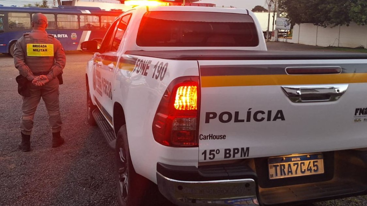 Homem é preso após dizer ser membro de facção e amaçar esfaquear motorista de ônibus para não pagar passagem em Nova Santa Rita