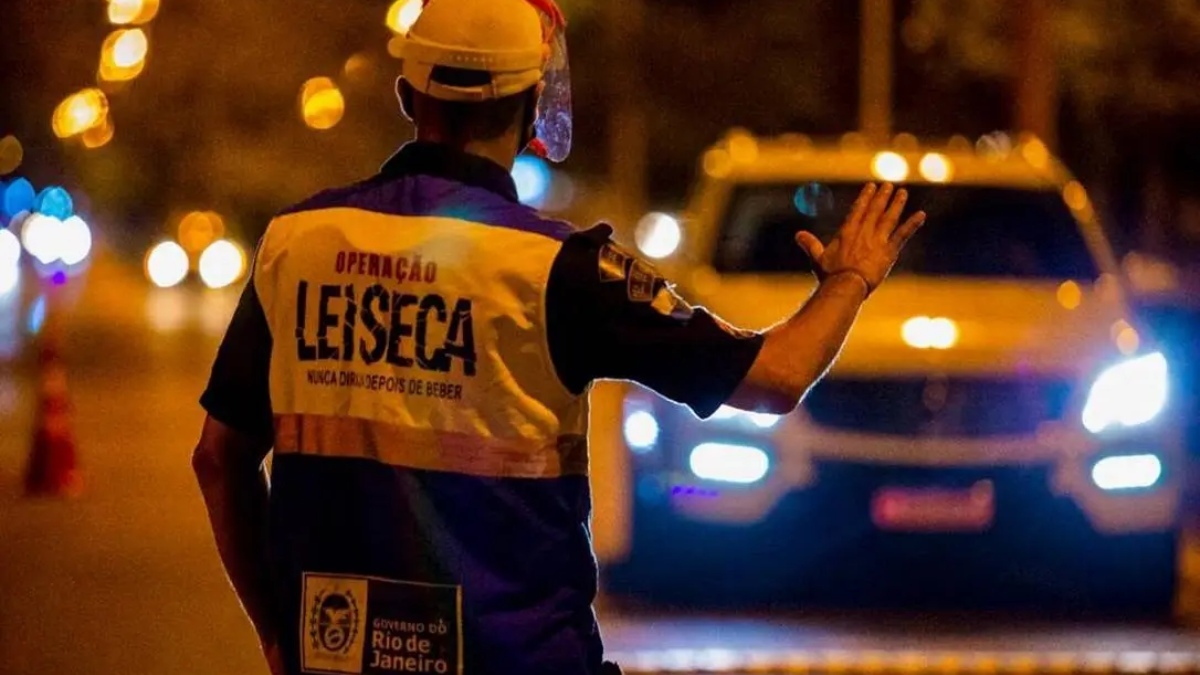 Motoristas precisam ficar atentos: fiscalização da Lei Seca ganha novos testes e abordagem ficará mais rigorosa