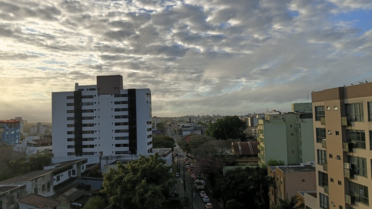 “Não tenho casaco pra isso”: tempo em Canoas muda nesta quarta e deixa moradores diante de um dia mais frio; veja a previsão