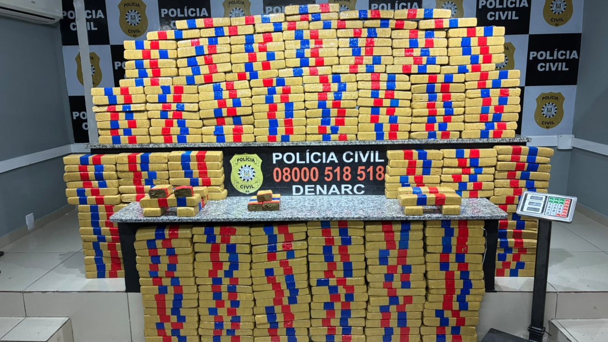Polícia Civil descobre depósito de facção em Canoas e apreende mais de 200kg de maconha