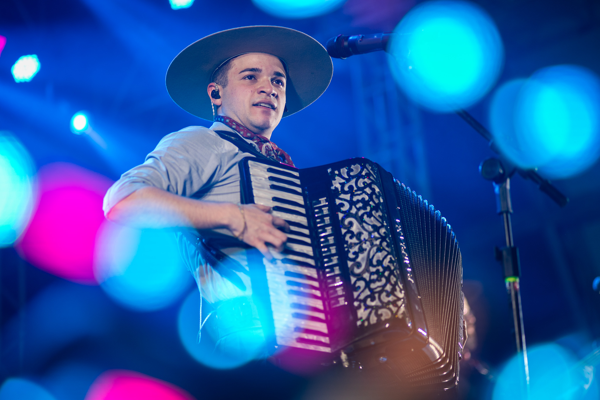 Semana Farroupilha de Canoas tem fim de semana com shows, desfile temático e extinção da Chama Crioula
