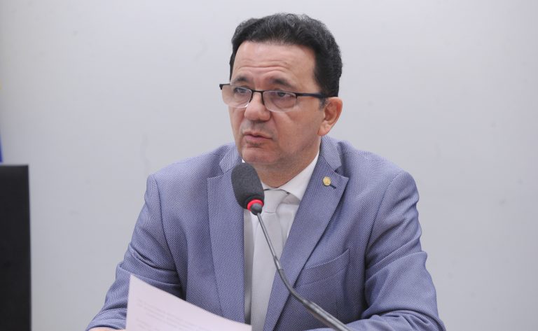 Projeto aumenta pena para adulteração de alimentos e torna o crime hediondo
