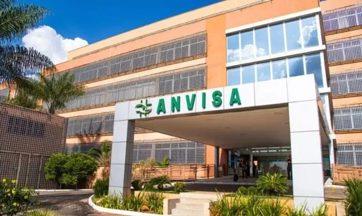 Anvisa proíbe bebida proteica famosa e manda recolher todos os lotes; veja os sabores
