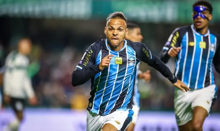 Braithwaite encerra maior jejum desde primeiro gol da carreira