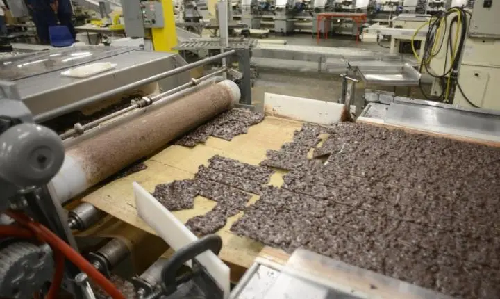 Fábrica de doces com 117 anos fecha as portas, demite todos os funcionários e encerra produção histórica